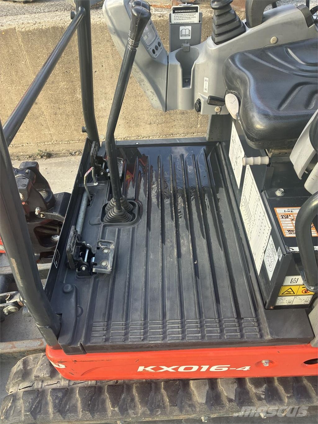 Kubota Bagger KX016-4 Canopy Roomikekskavaatorid