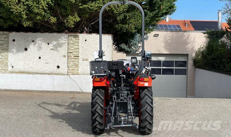 Kubota EK1-261 Tractors
