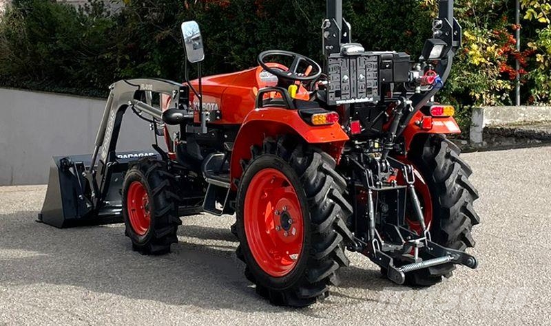 Kubota EK1-261 Tractors