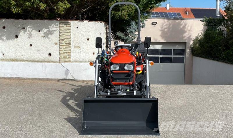 Kubota EK1-261 الجرارات