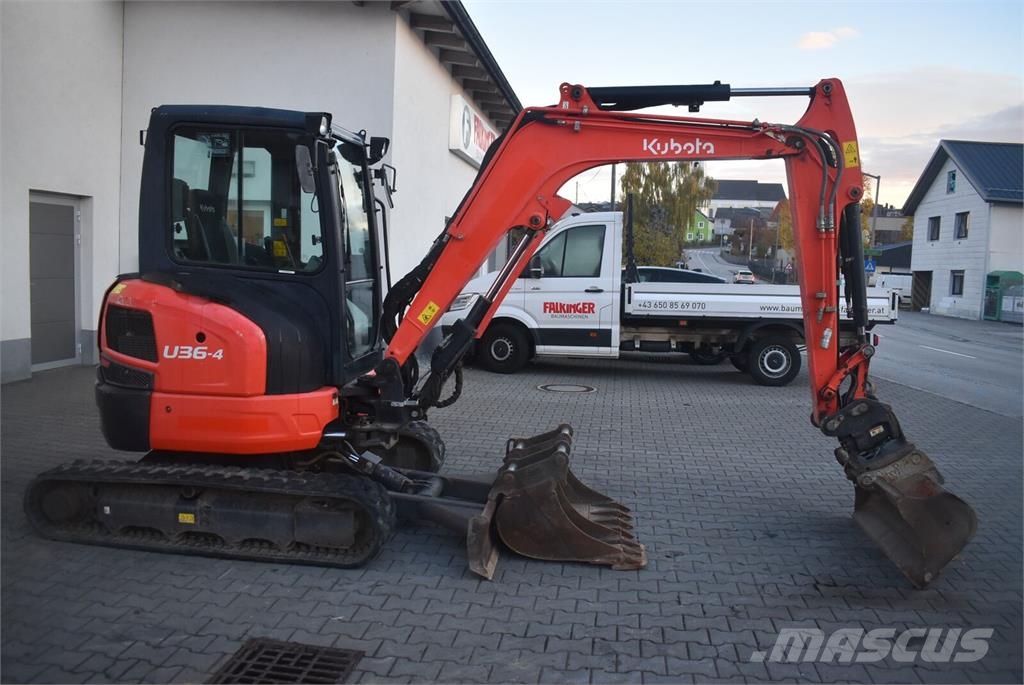 Kubota U36-4 mit Powertilt حفارات صغيرة أقل من 7 طن (حفارات صغيرة)