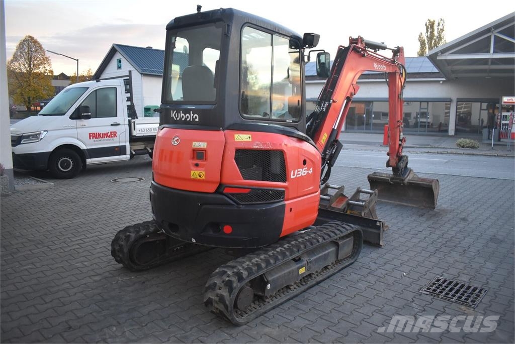 Kubota U36-4 mit Powertilt حفارات صغيرة أقل من 7 طن (حفارات صغيرة)