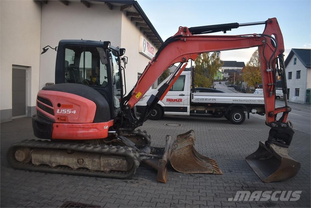 Kubota U55-4 mit Powertilt حفارات صغيرة أقل من 7 طن (حفارات صغيرة)