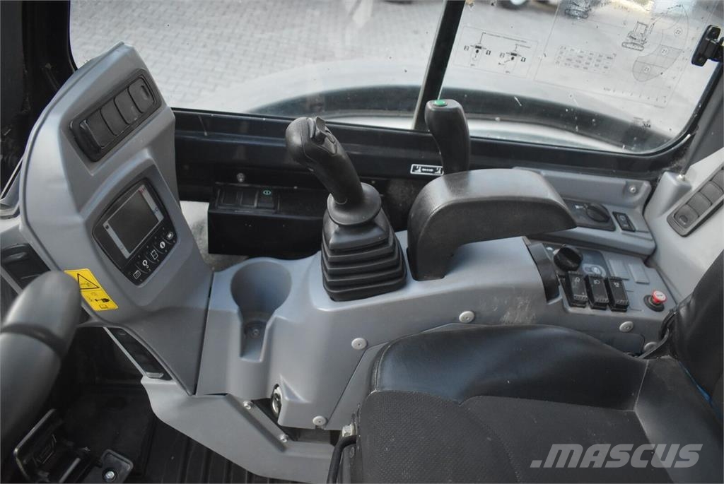 Kubota U55-4 mit Powertilt حفارات صغيرة أقل من 7 طن (حفارات صغيرة)