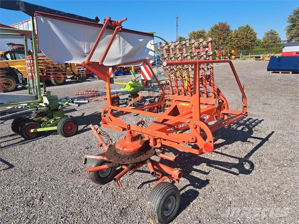 Kuhn GA 3201 Прибиральні комбайни