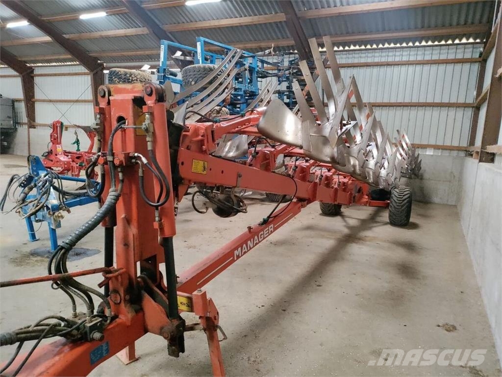 Kuhn Manager 8 NSH Ploughs