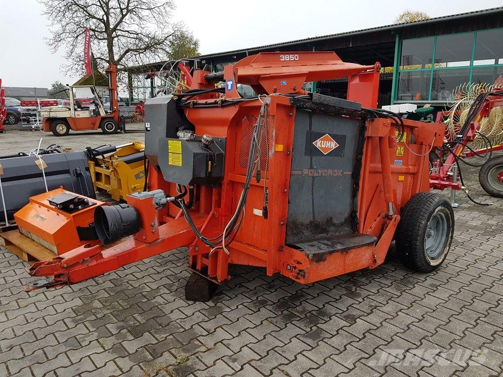 Kuhn Polycrok 3850 Silokamm mit neuem Kamm &Fahrwerk Сільгосптехніка - Інші