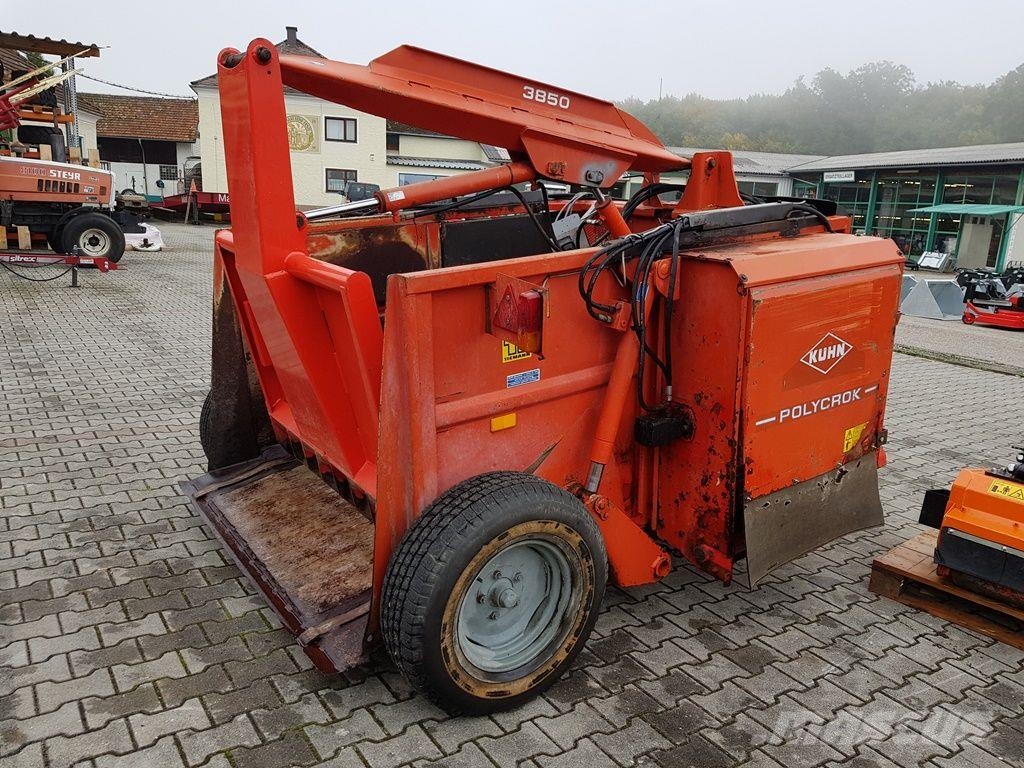 Kuhn Polycrok 3850 Silokamm mit neuem Kamm &Fahrwerk Сільгосптехніка - Інші