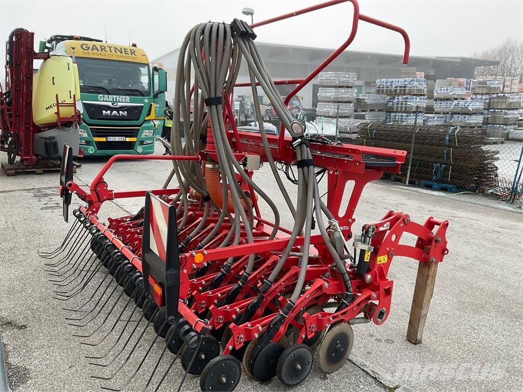 Kverneland E-Drill Compact 3 m 드릴