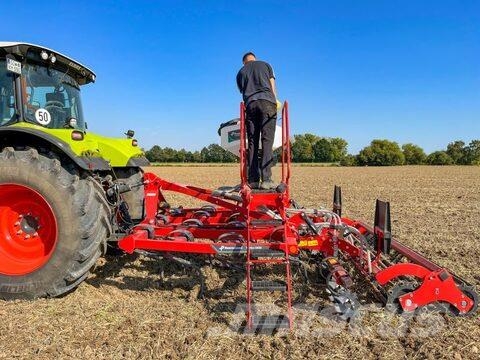 Kverneland Turbo 5000F Cultivatoren