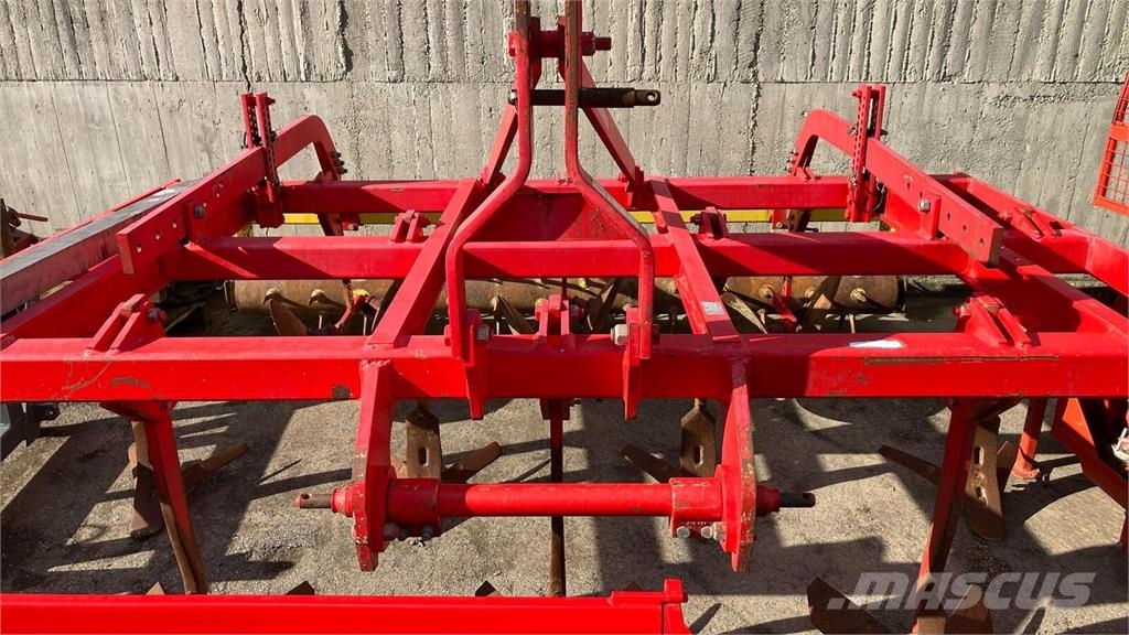 Landsberg Synkro 中耕管理機