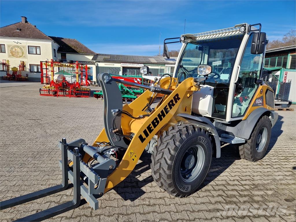 Liebherr L504 Compact mit Österreichpaket لوادر بعجل