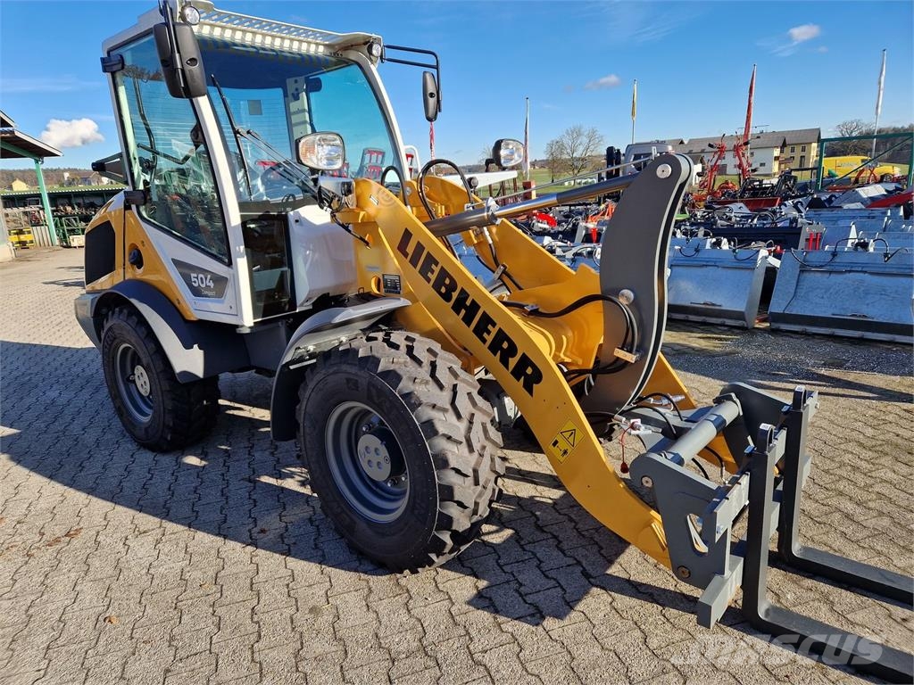 Liebherr L504 Compact mit Österreichpaket لوادر بعجل