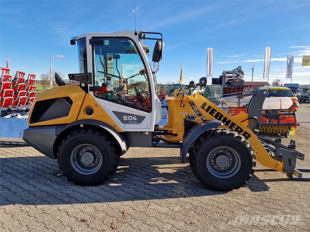 Liebherr L504 Compact mit Österreichpaket لوادر بعجل