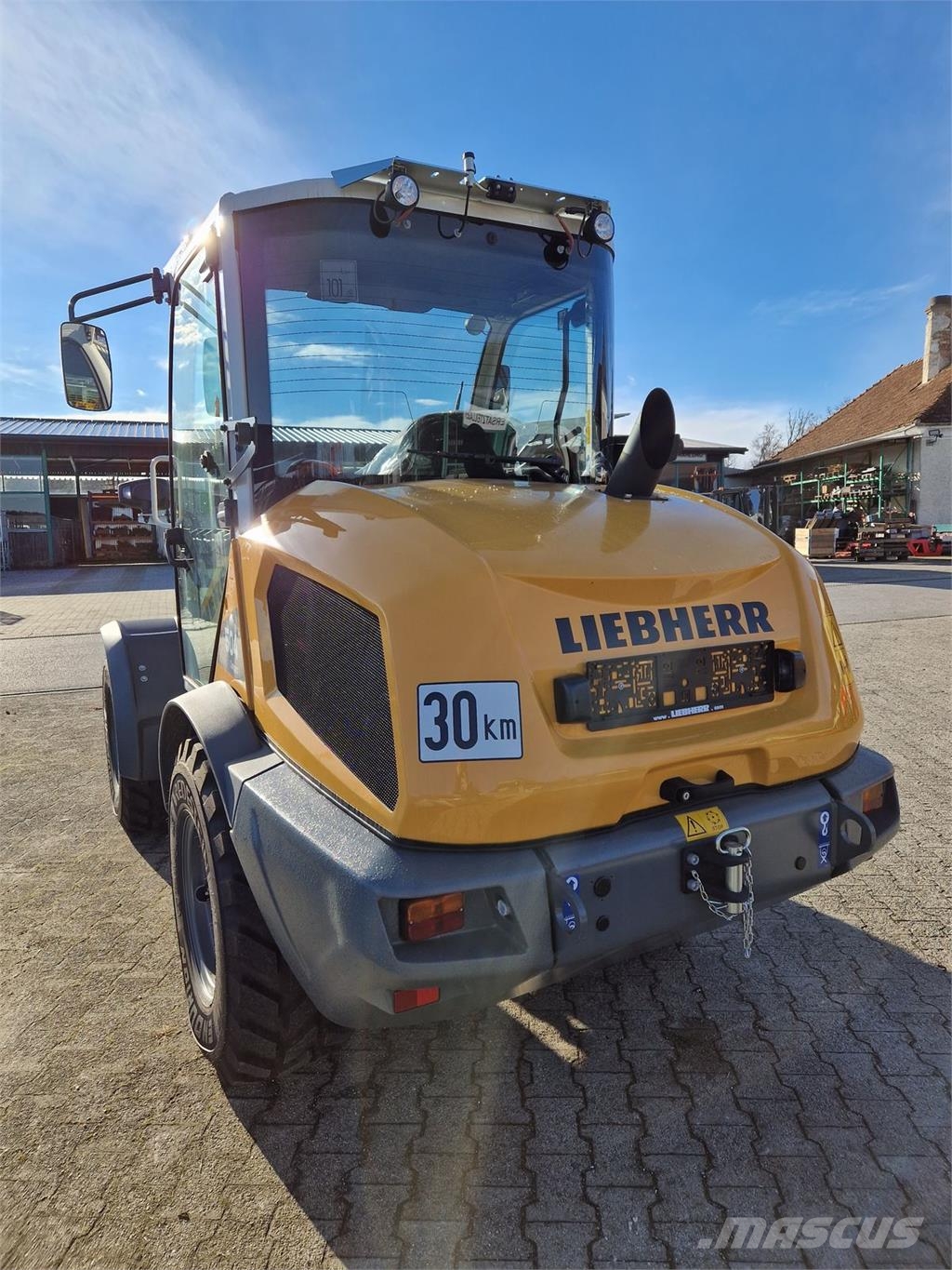 Liebherr L504 Compact mit Österreichpaket لوادر بعجل