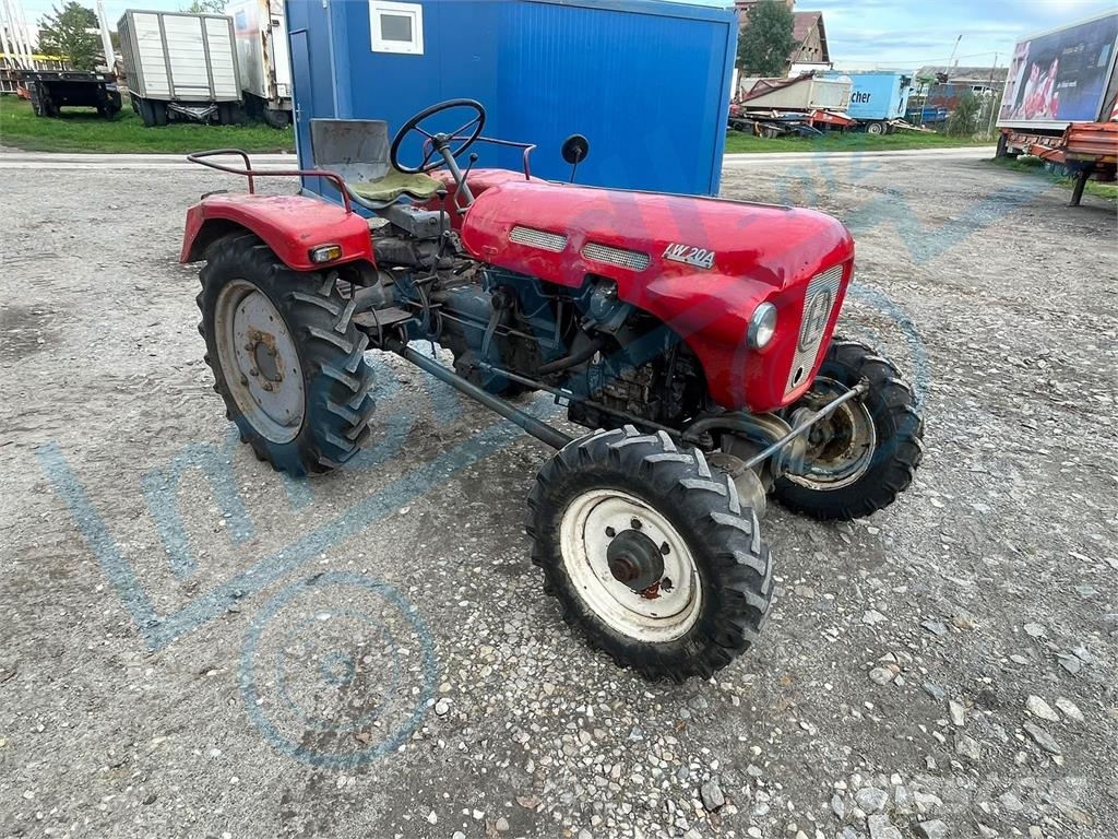 Lindner Bauernfreund الجرارات