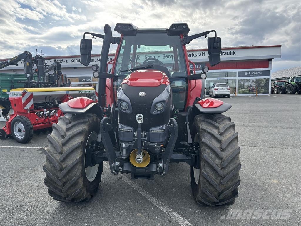 Lindner Lintrac 130 (Stufe 5) 4Rad-Lenkung الجرارات