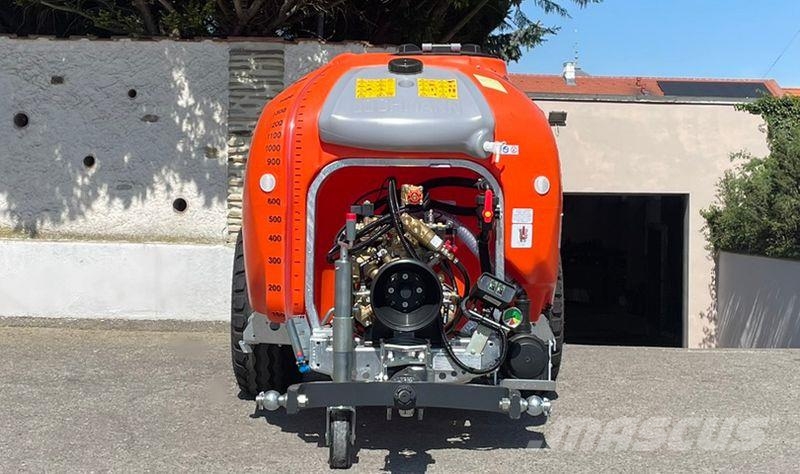 Lochmann RP 15/80 Vontatott trágyaszórók