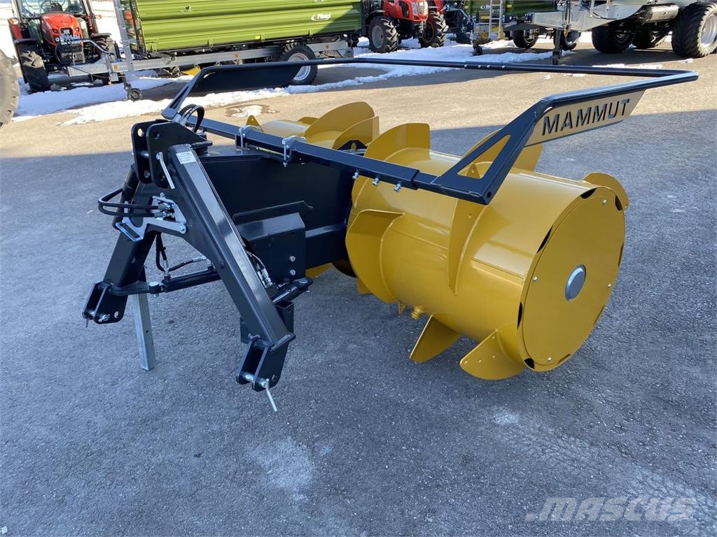 Mammut Siloverteiler SF 205 Titan ماكينات زراعية - غير ذلك