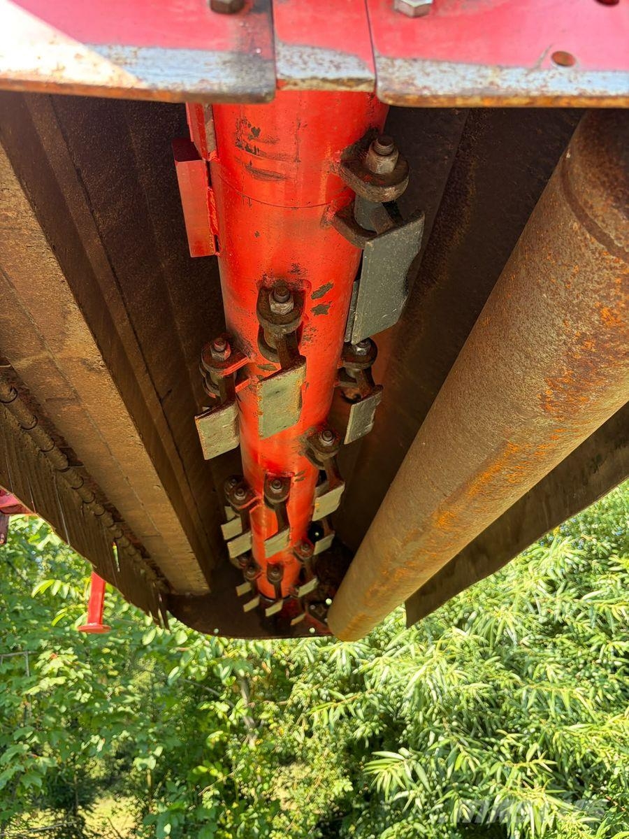 Maschio Brava 230L جزازات وأغطية المراعي