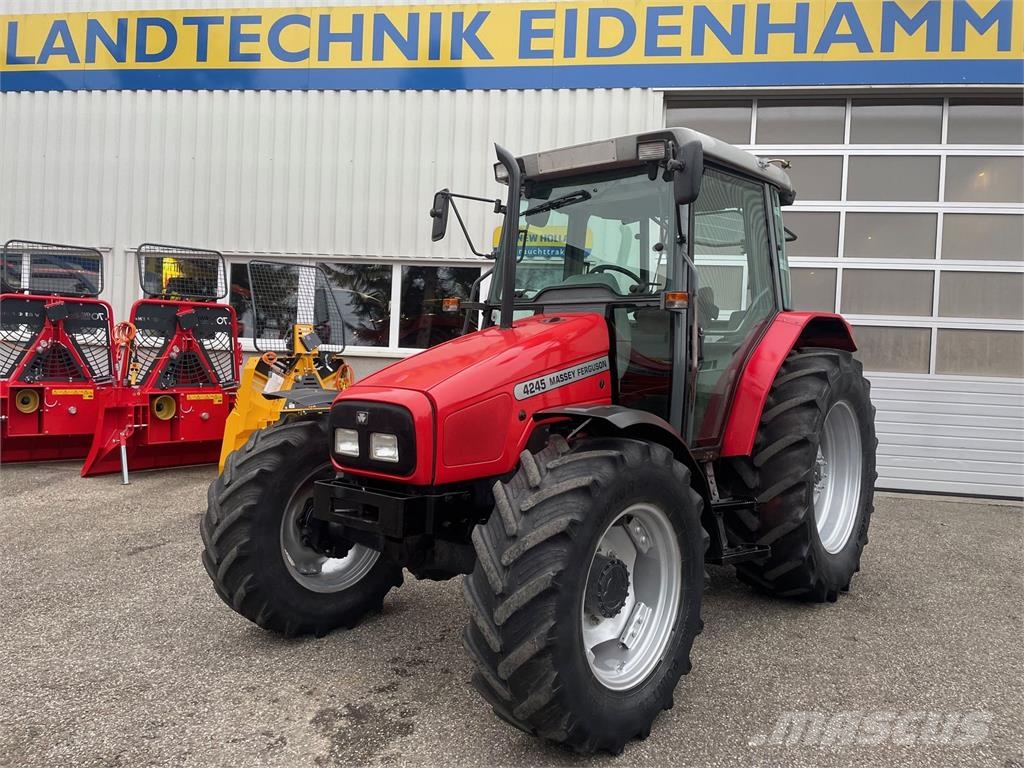 Massey Ferguson 4245