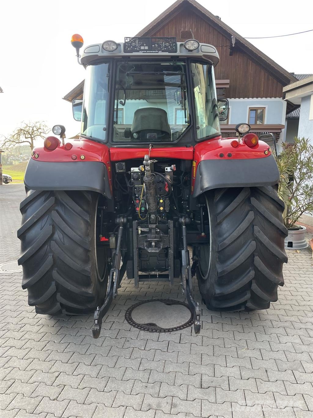 Massey Ferguson 6465-4 Dyna6 Elite トラクター