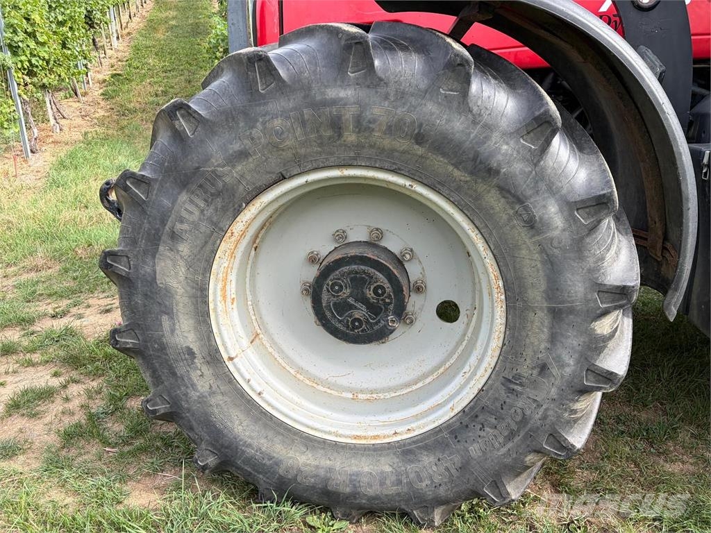 Massey Ferguson 7465-4 Dyna-VT トラクター