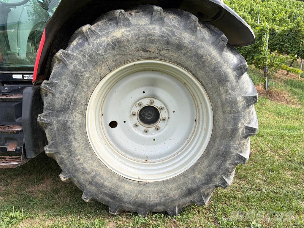 Massey Ferguson 7465-4 Dyna-VT トラクター