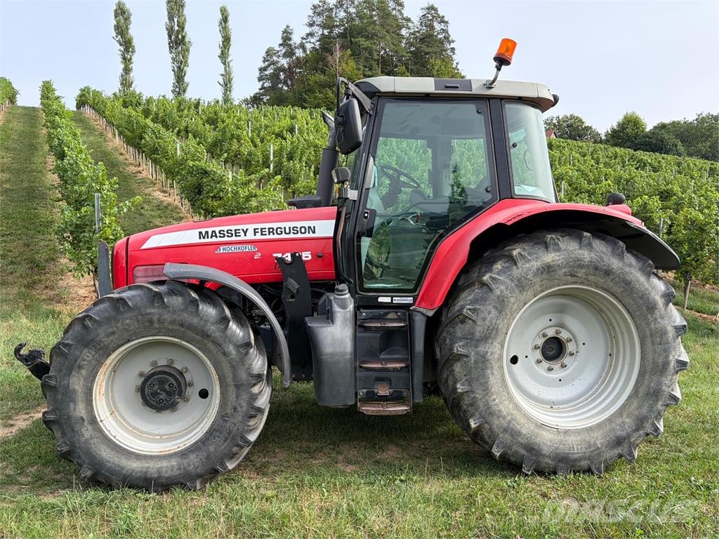 Massey Ferguson 7465-4 Dyna-VT トラクター