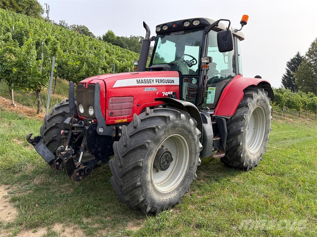 Massey Ferguson 7465-4 Dyna-VT トラクター