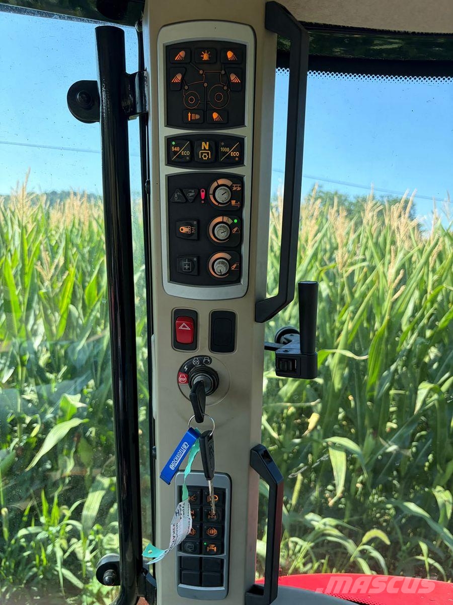Massey Ferguson MF 5611 Dyna-4 Essential الجرارات