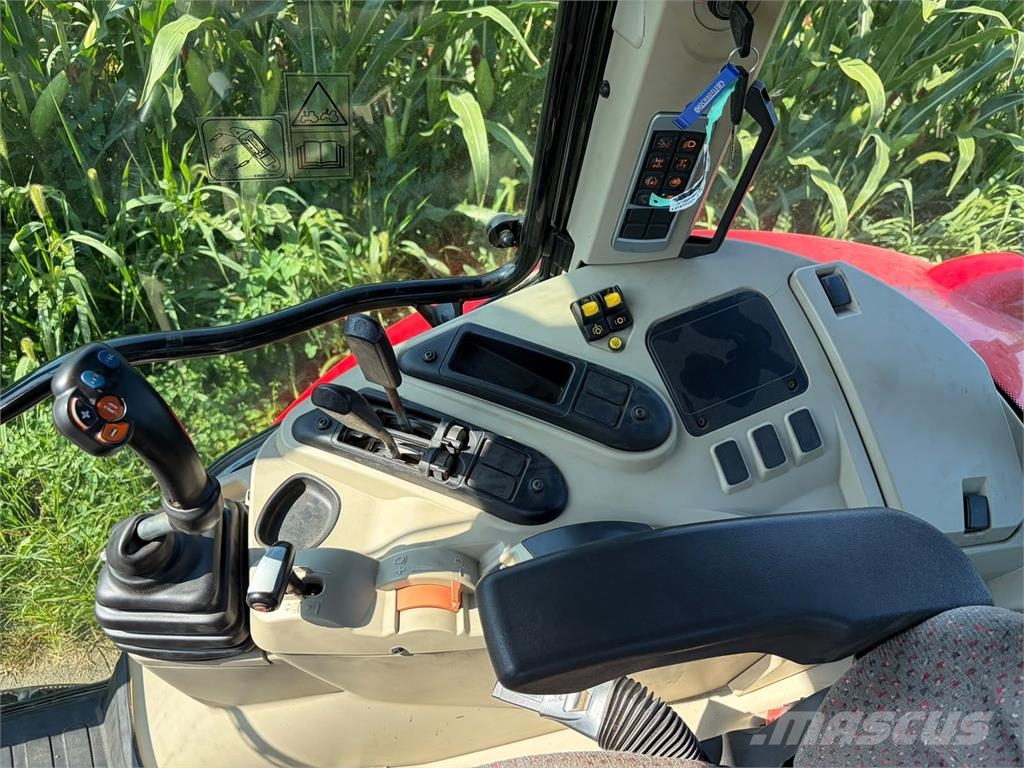 Massey Ferguson MF 5611 Dyna-4 Essential الجرارات