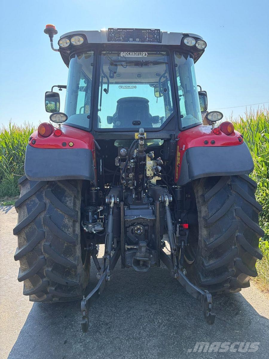Massey Ferguson MF 5611 Dyna-4 Essential الجرارات
