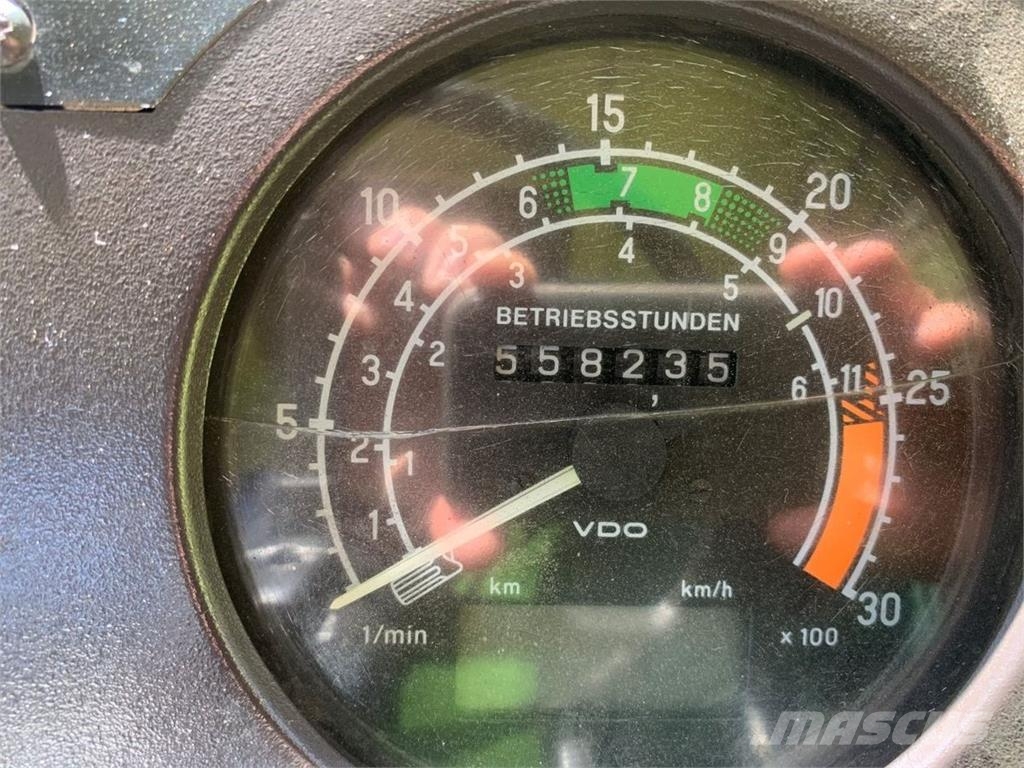 Mercedes-Benz MB-Trac 1000 الجرارات