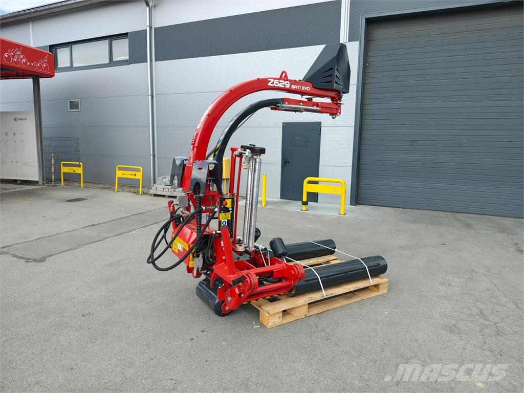 Metal-Fach Metal Fach Z629 SATI 3 Punkt Ballenwickler Otros equipos para cosechadoras de forraje