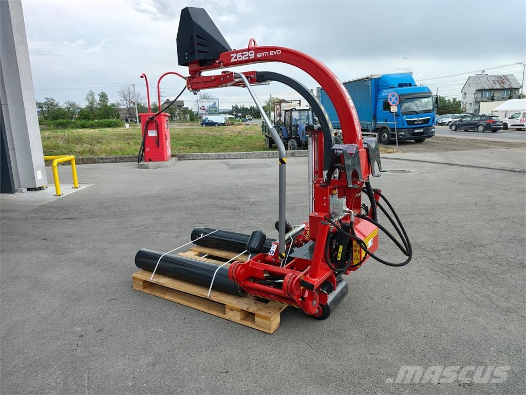 Metal-Fach Metal Fach Z629 SATI 3 Punkt Ballenwickler Otros equipos para cosechadoras de forraje