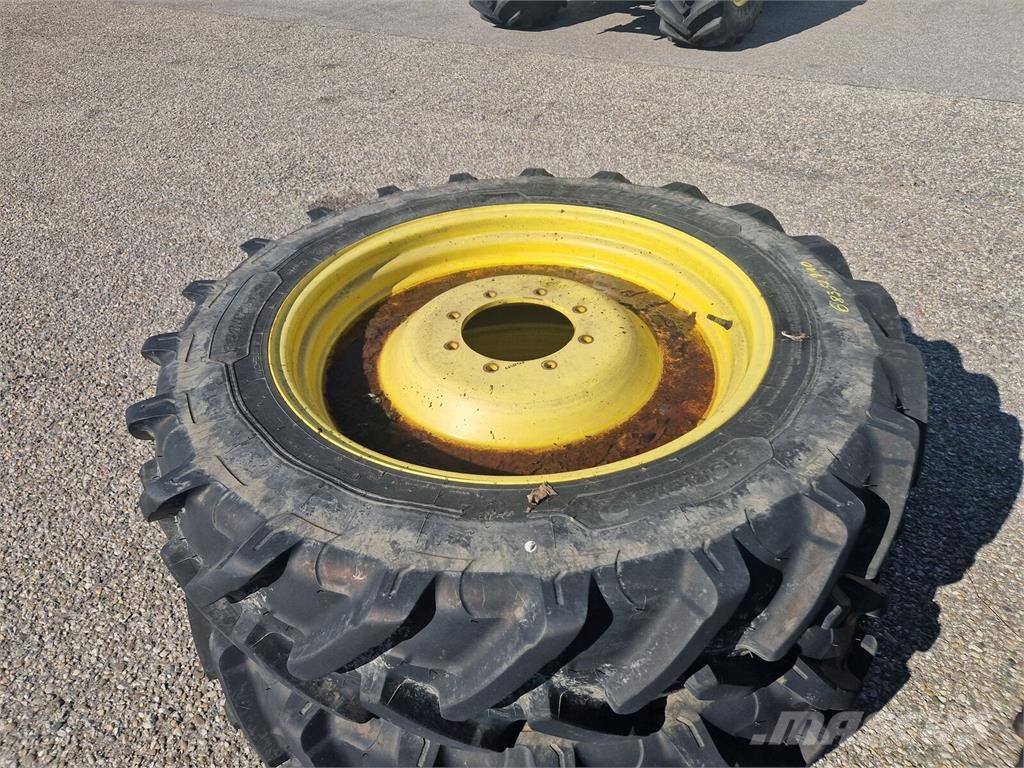 Michelin 320/90R50 & 320/85R34 Gumiabroncsok, kerekek és felnik