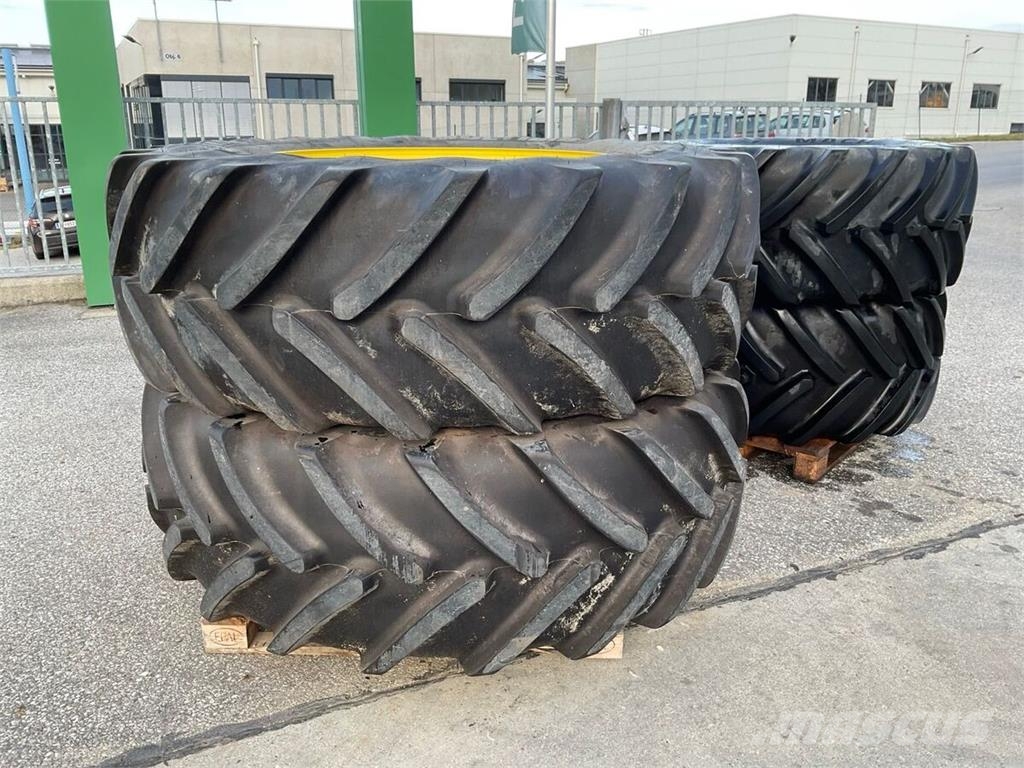 Michelin John Deere 650/65R42 und 600/65R28 Gume, točkovi i felne