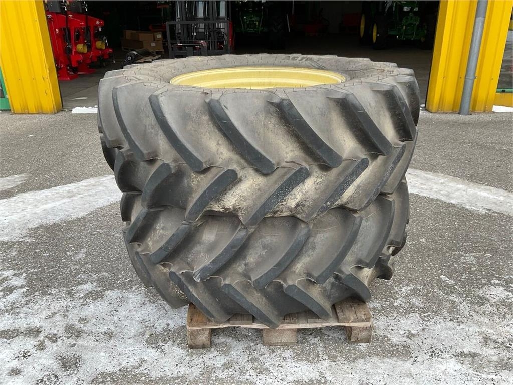 Mitas John Deere 480/70 R30 Gume, točkovi i felne