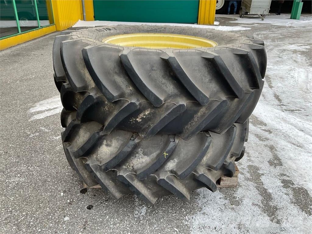 Mitas John Deere 480/70 R30 Gume, točkovi i felne