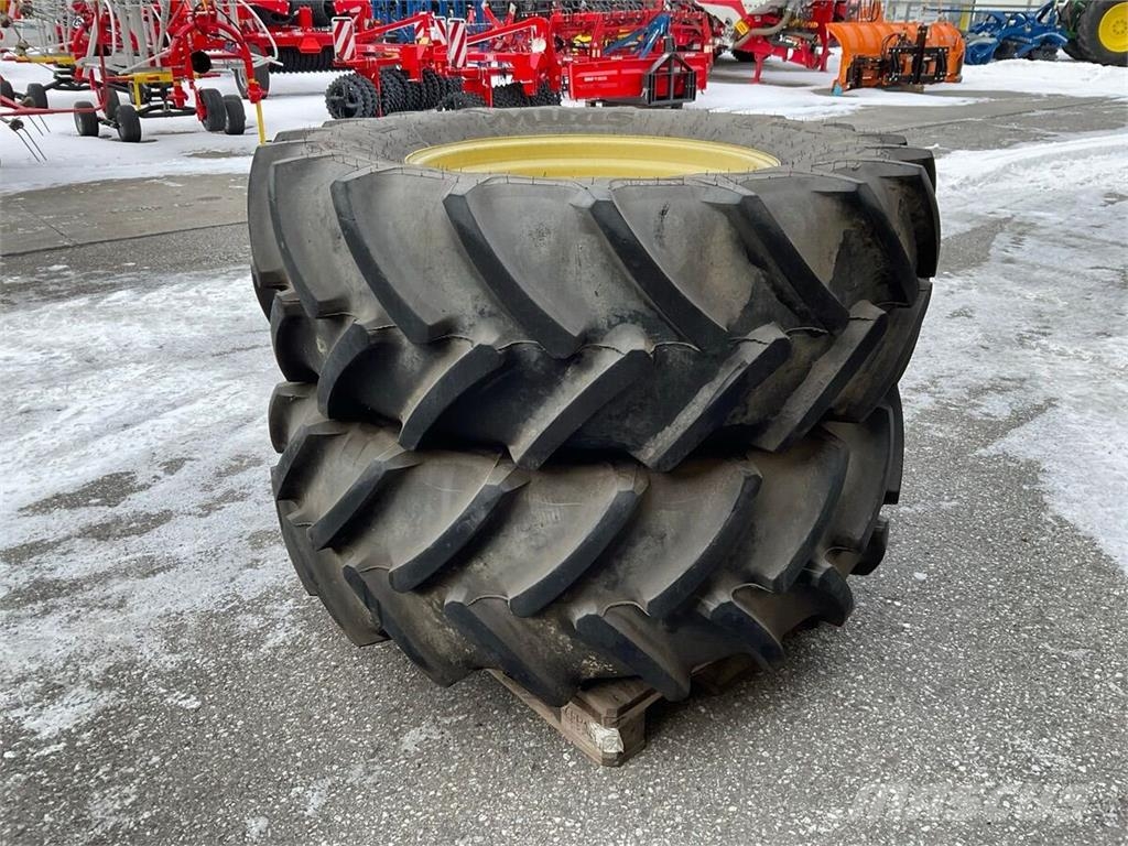 Mitas John Deere 480/70 R30 Gume, točkovi i felne