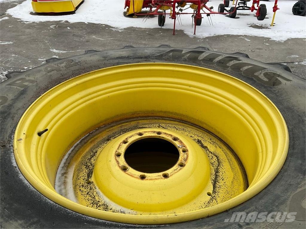 Mitas John Deere 650/75 R42 Riepas, riteņi un diski
