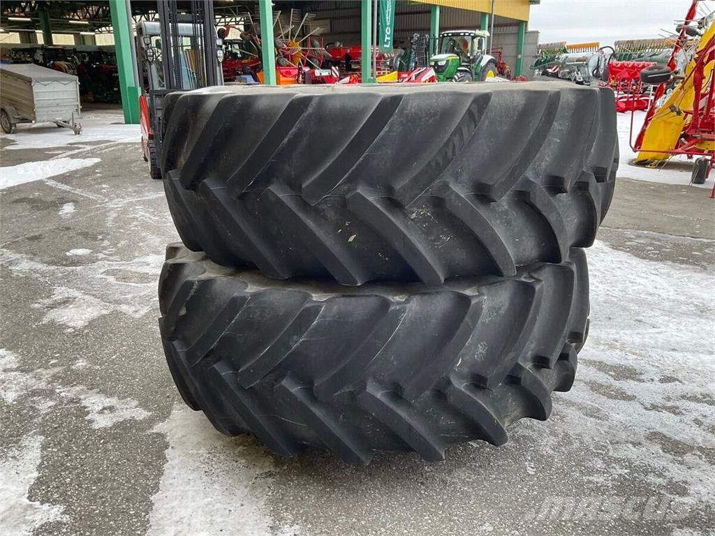 Mitas John Deere 650/75 R42 Riepas, riteņi un diski