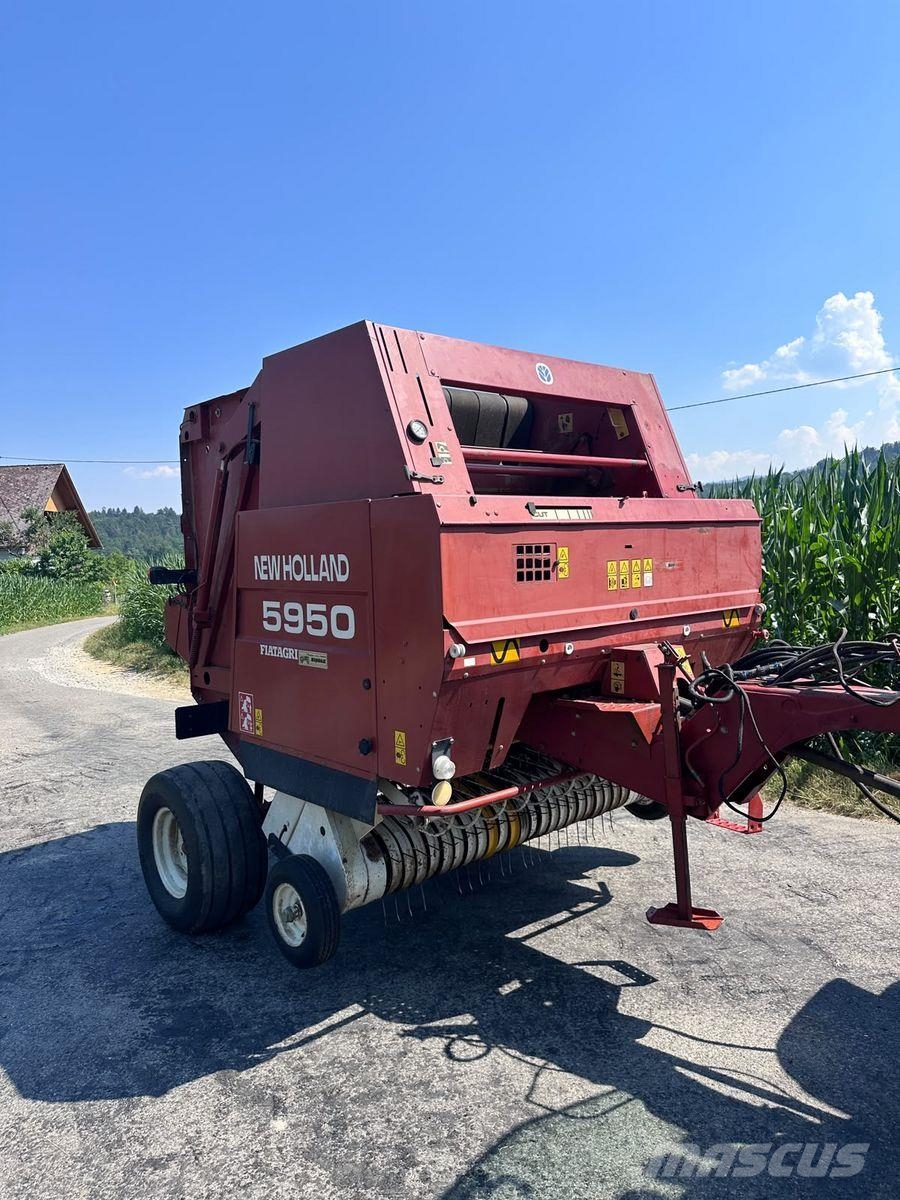 New Holland 5950 Rundballenpressen