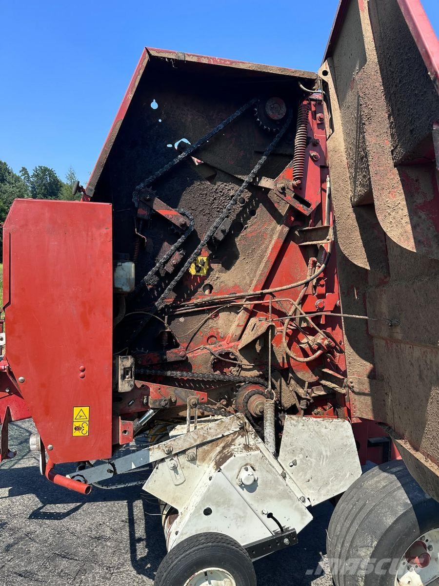 New Holland 5950 Rundballenpressen