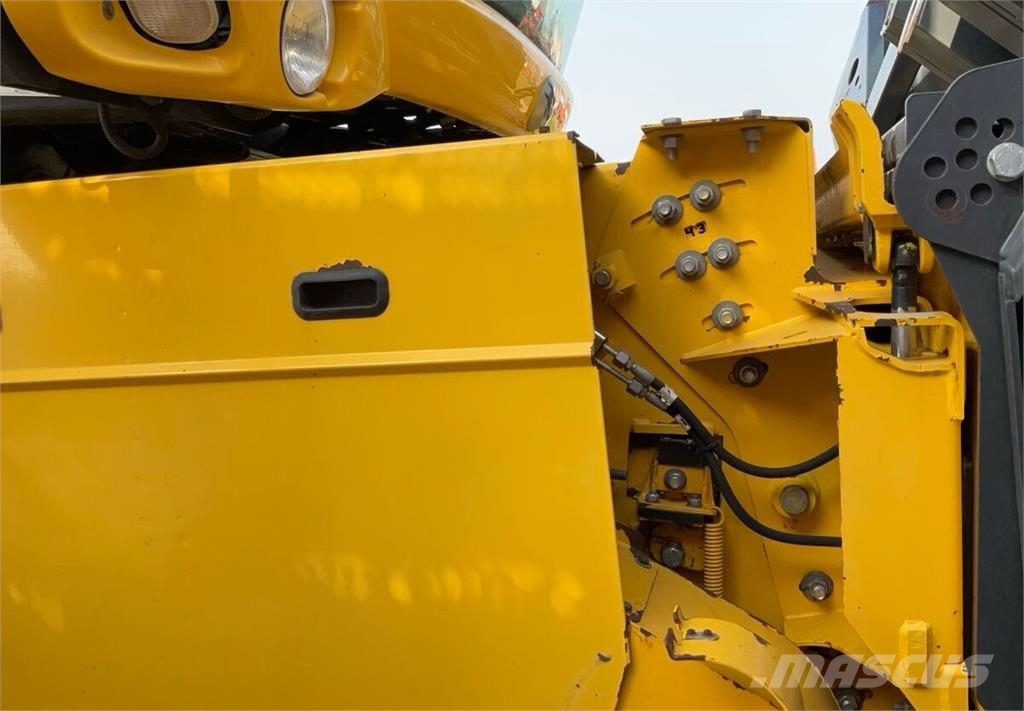 New Holland CR9090 Kombajni