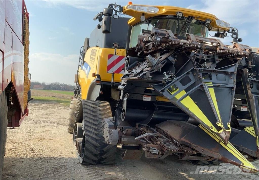 New Holland CR9090 Kombajni