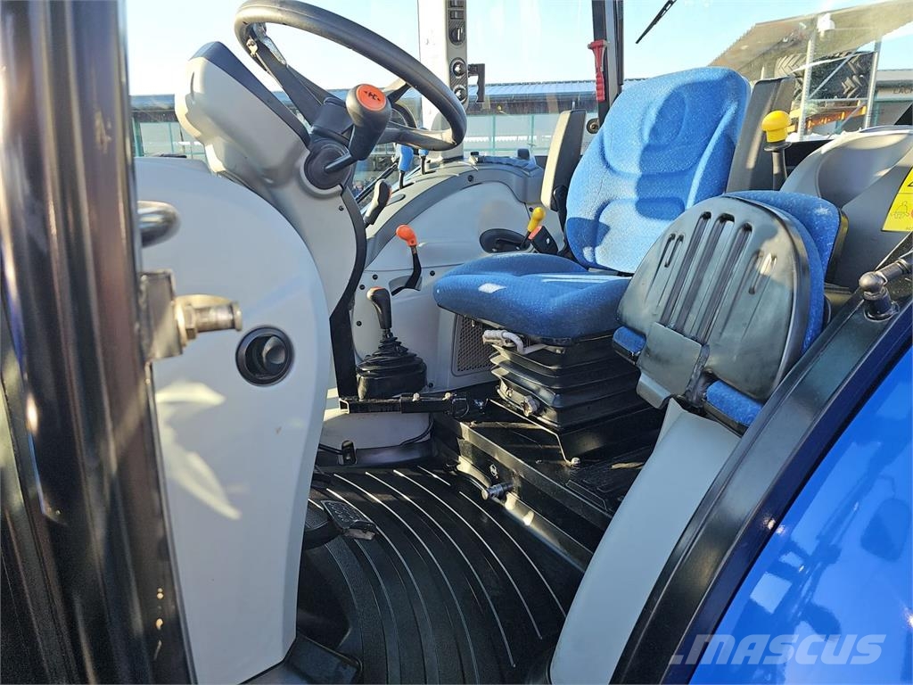 New Holland T4.55 Powerstar Traktoren