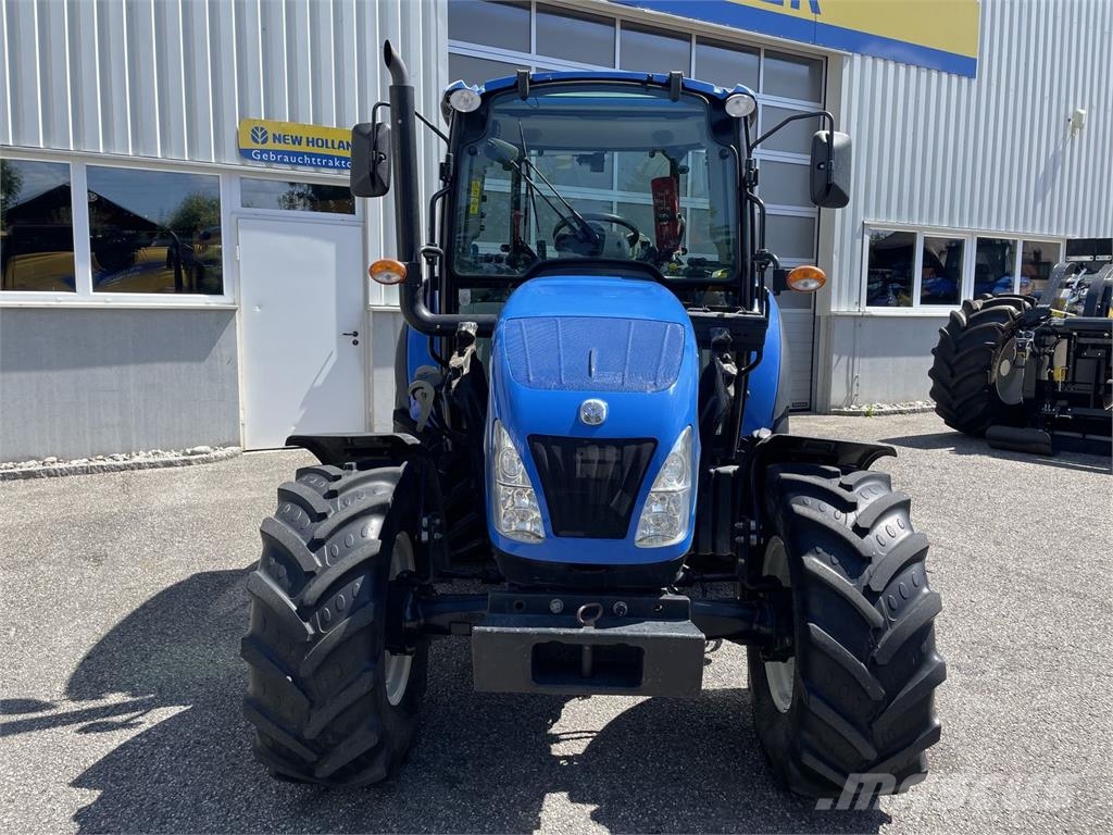 New Holland T4.65 Powerstar Traktory