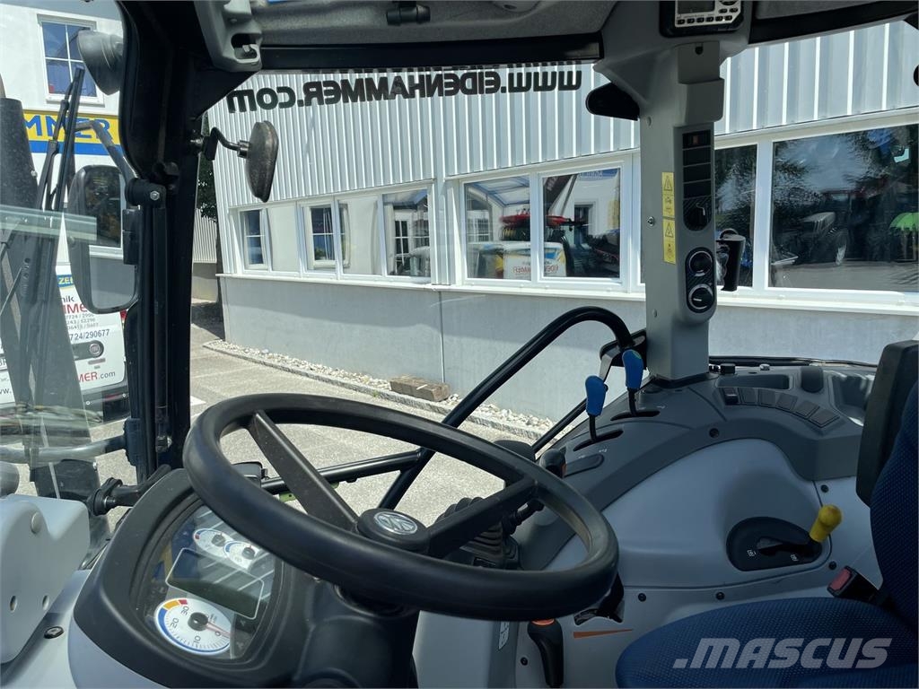 New Holland T4.65 Powerstar Traktory